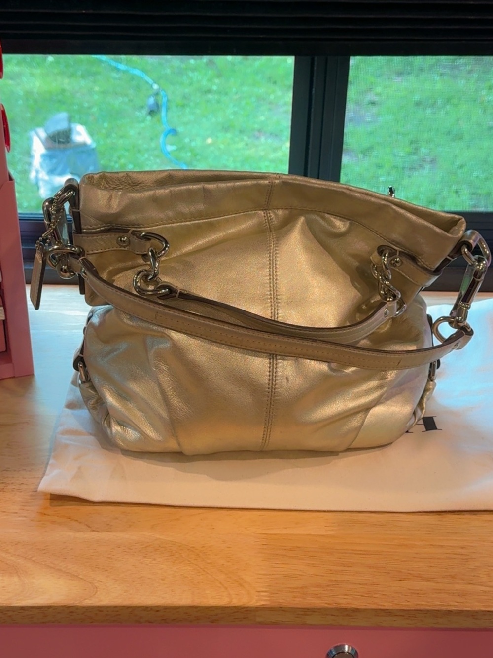 Coach Metallic Gold Coach Brook hobo bag in good condition - Picture 2 of 3